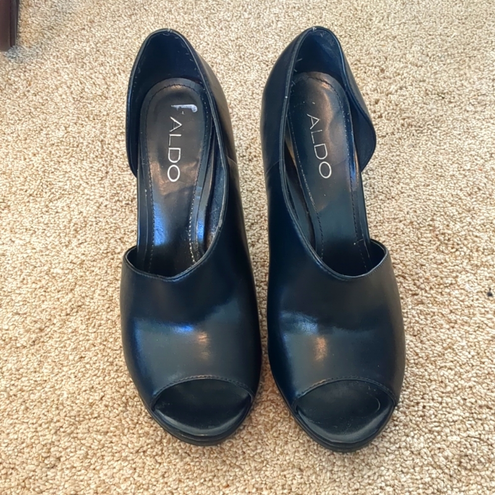 Aldo Black Pumps